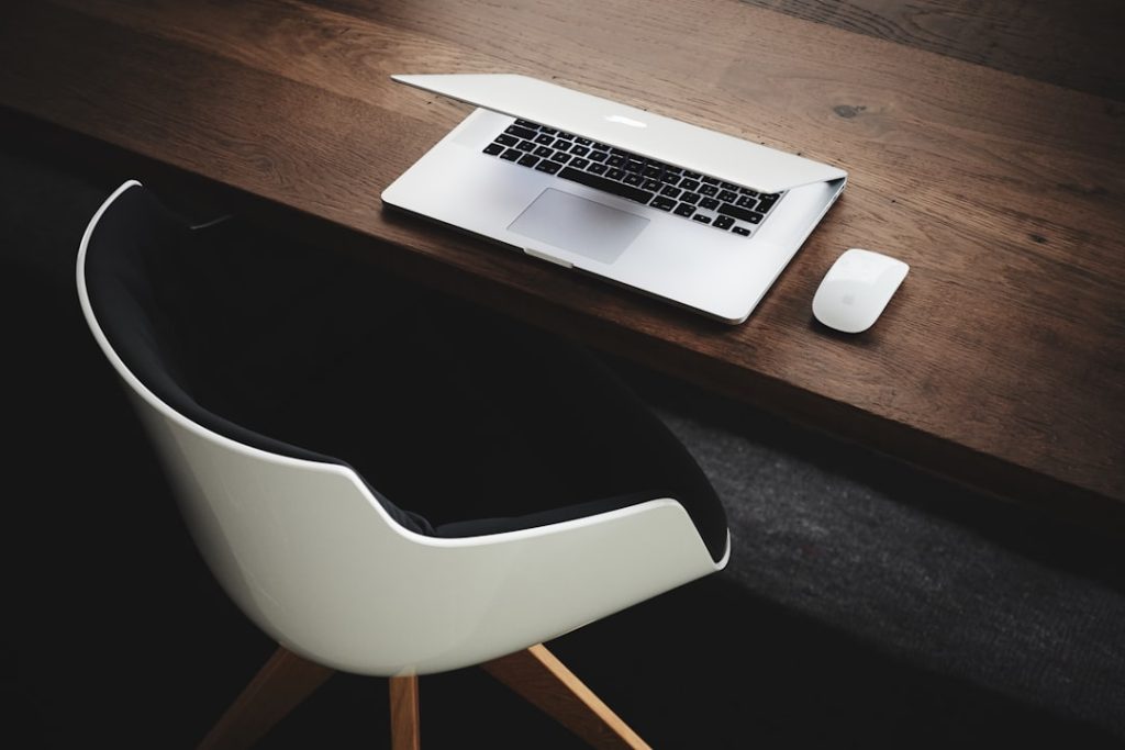 Photo business lawyer salary
